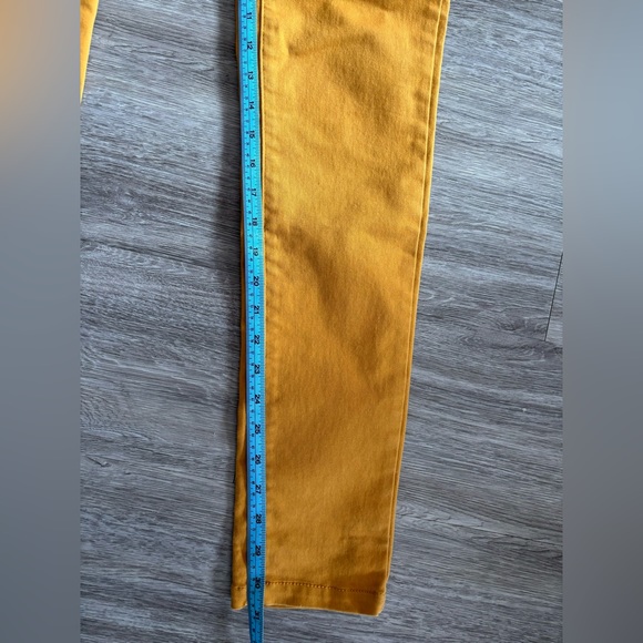 Yellow Skinny Jeans, Low rise - Picture 2 of 6